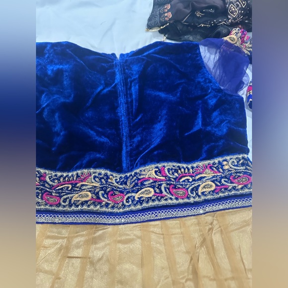 Indian Party Wear Long Dress - Picture 5 of 9